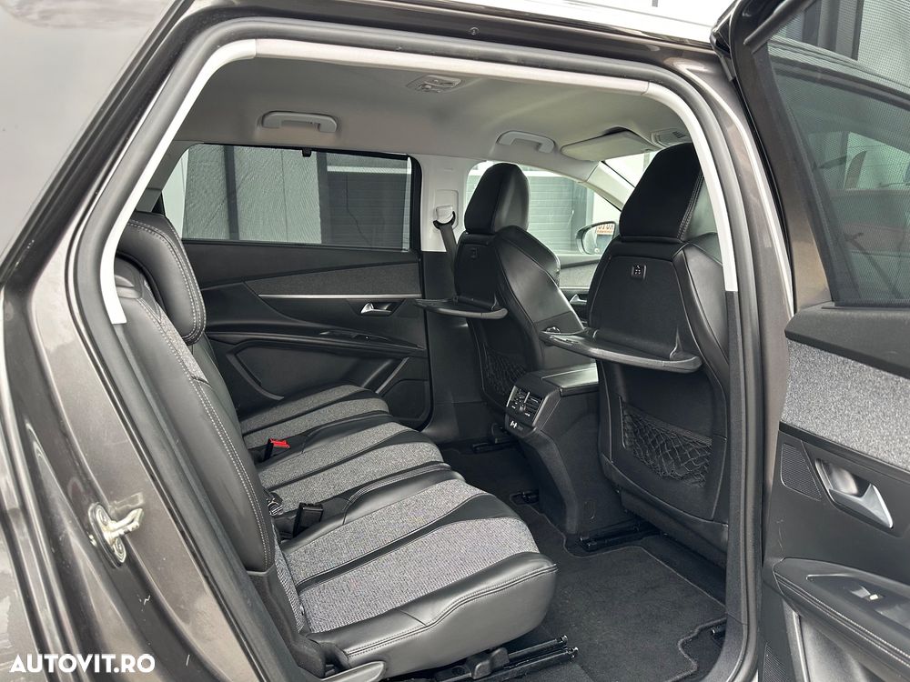 Peugeot 5008 BlueHDI 120 EAT6 Allure - 8