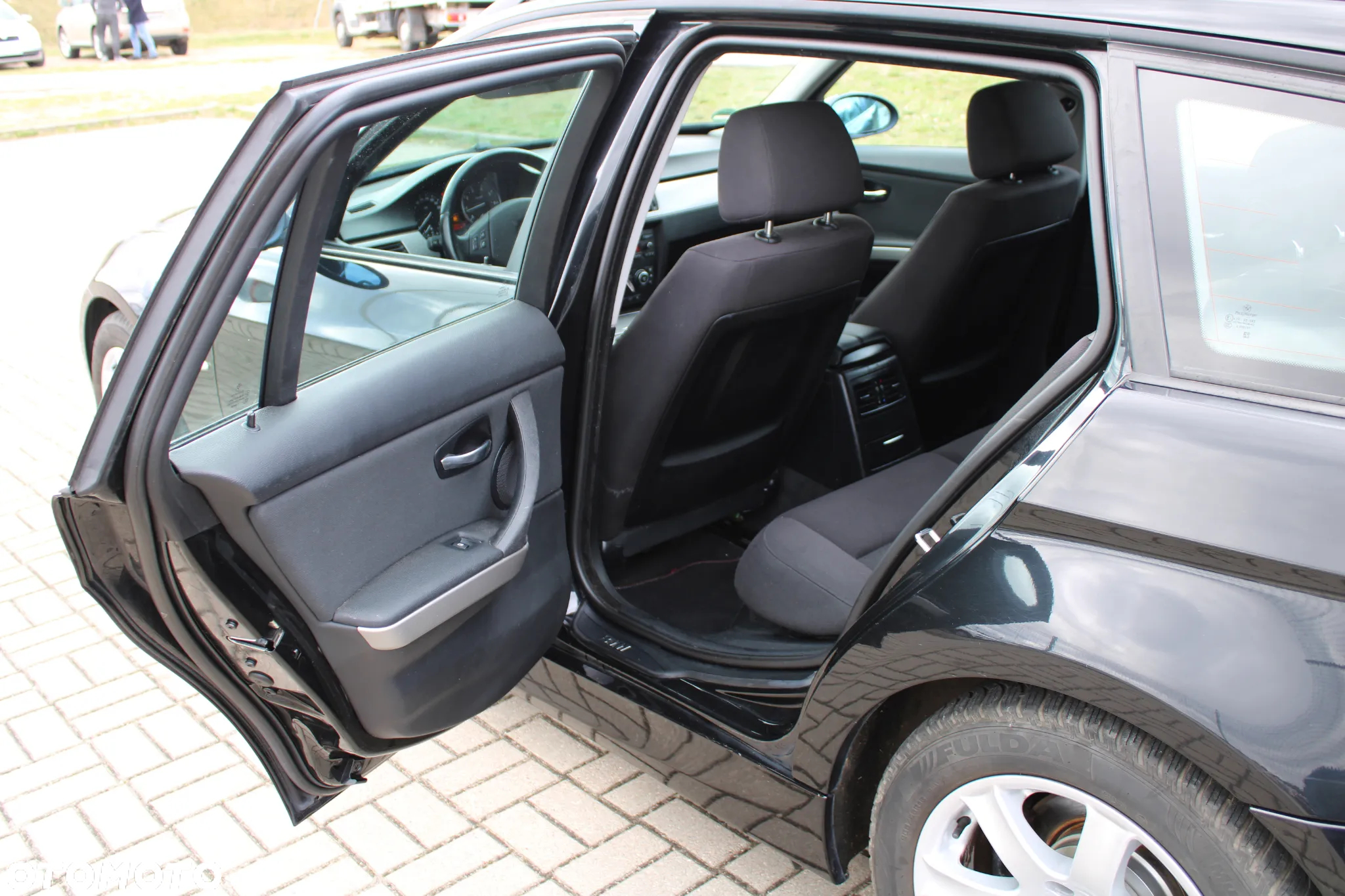 BMW Seria 3 - 26