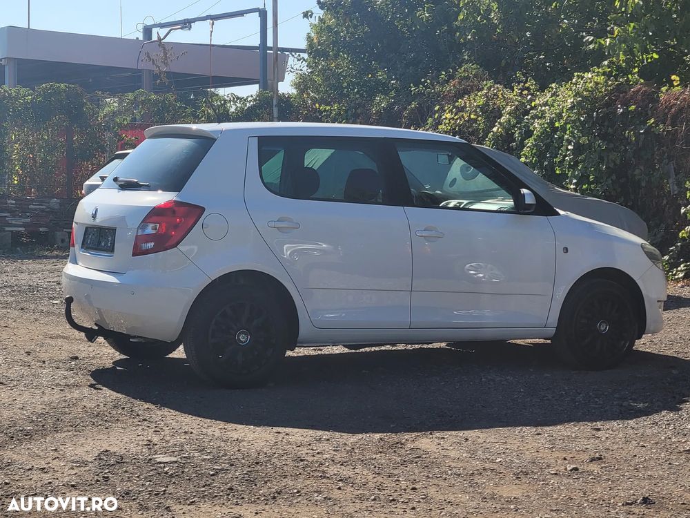SKODA Fabia 2014 — imagine 10