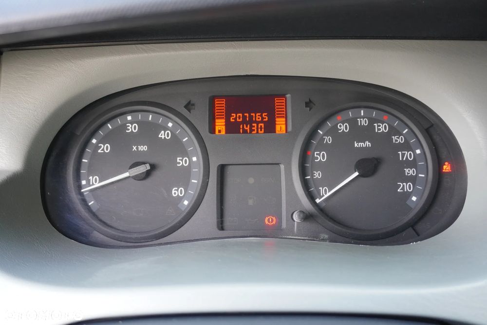 Renault TRAFIC - 30