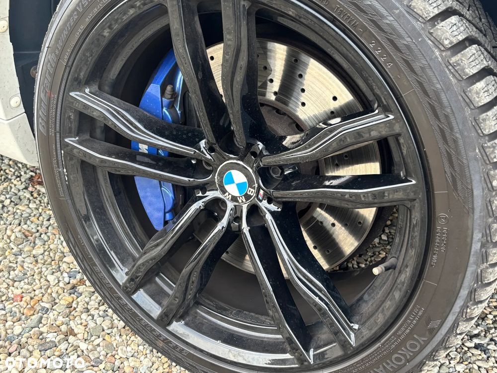 BMW X6M - 12