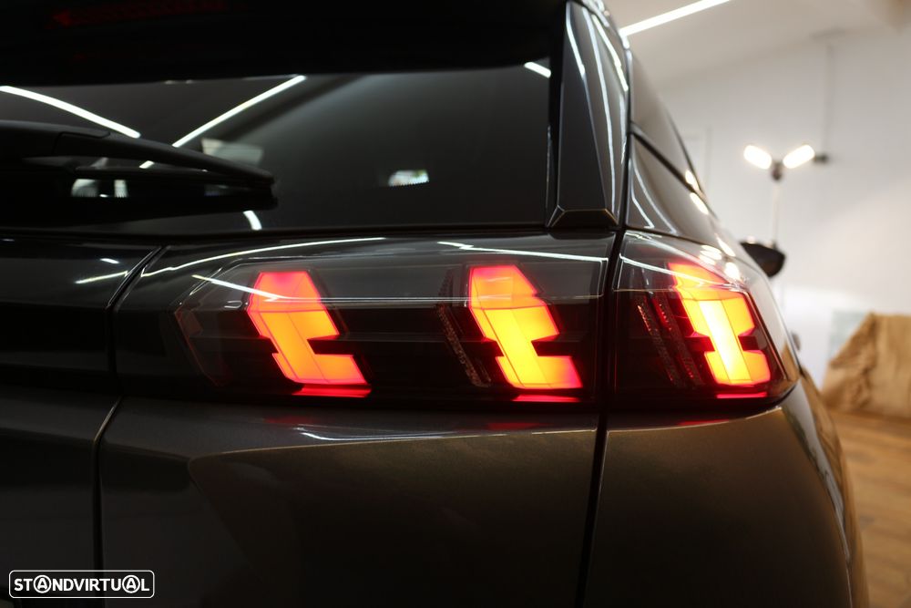 Peugeot 2008 1.5 BlueHDi Allure Pack - 42