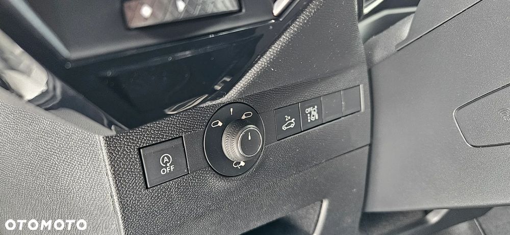 DS Automobiles DS 7 Crossback - 32