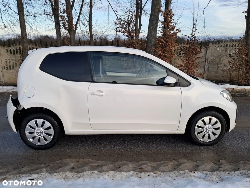 Volkswagen up! Active - 8