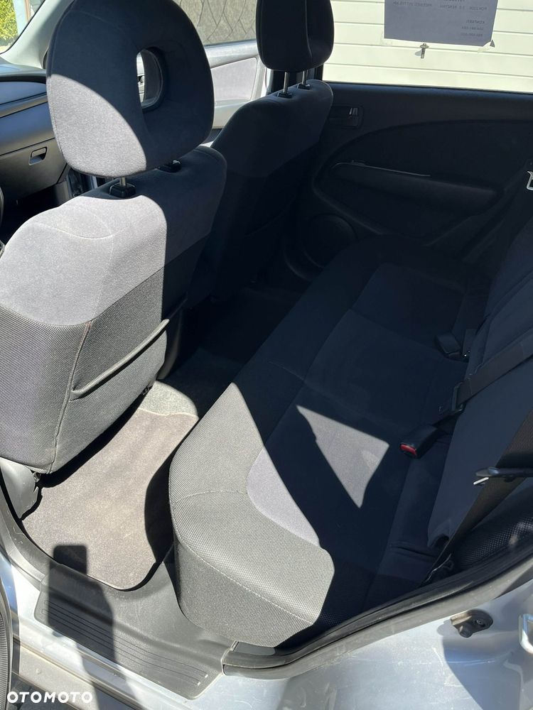 Mitsubishi Outlander 2.0 2WD Invite - 17