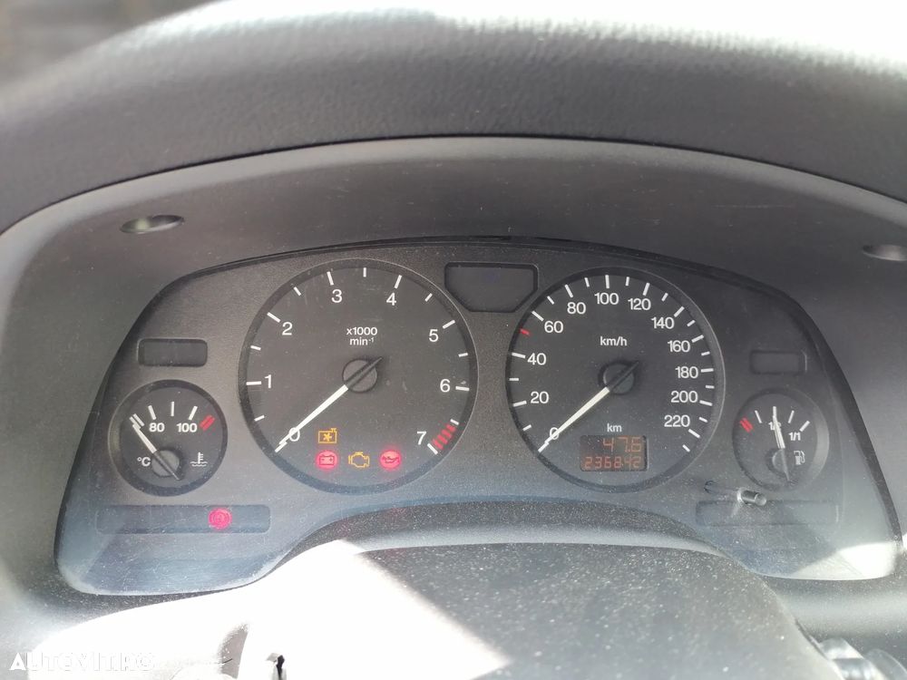 Opel Astra 1.6 - 4