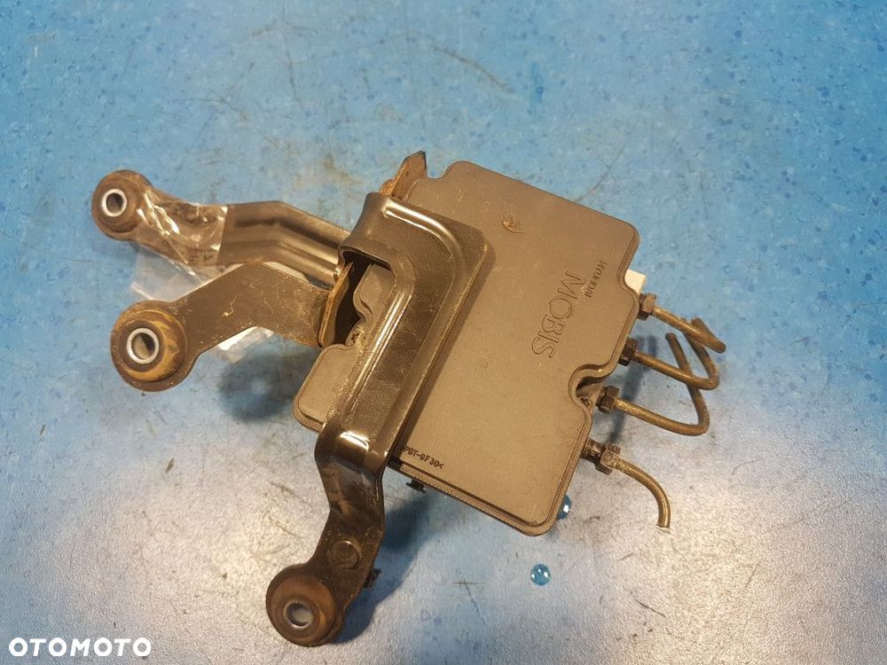 HYUNDAI I20 I 1.2B POMPA ABS 61589-45200 - 9