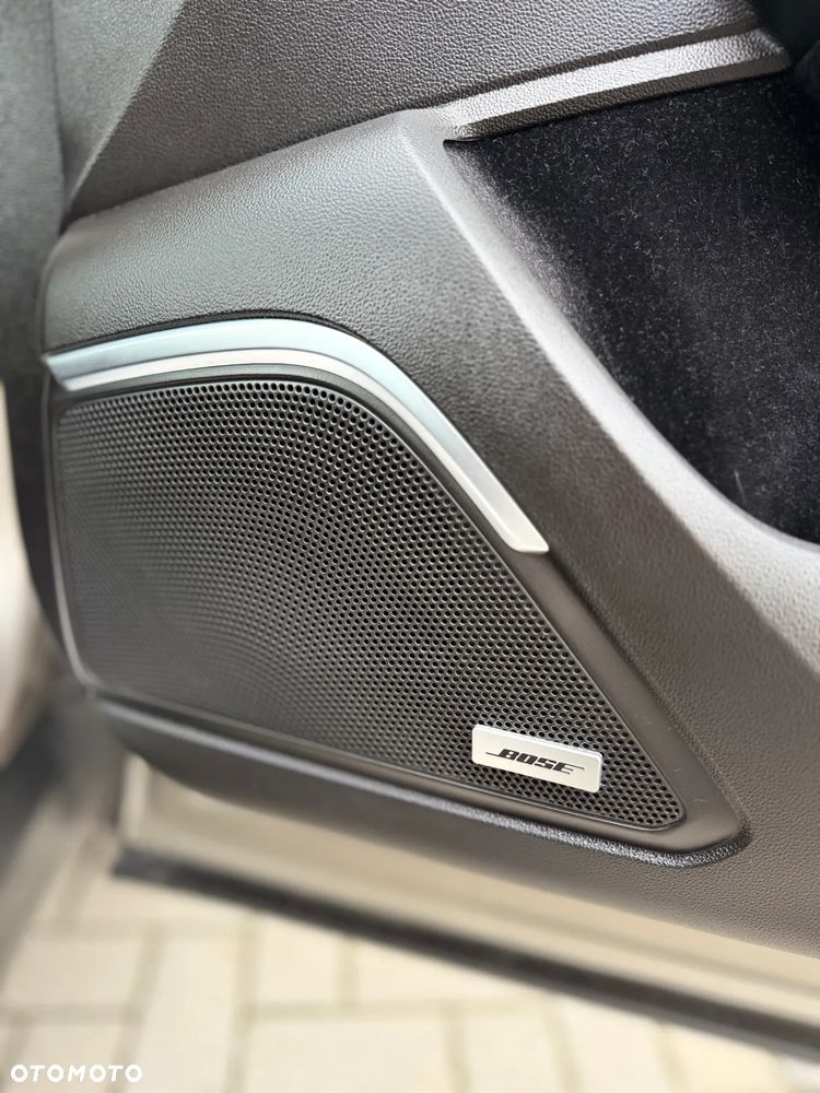 Renault Koleos 2.0 dCi Initiale Paris 4x4 X-Tronic - 18