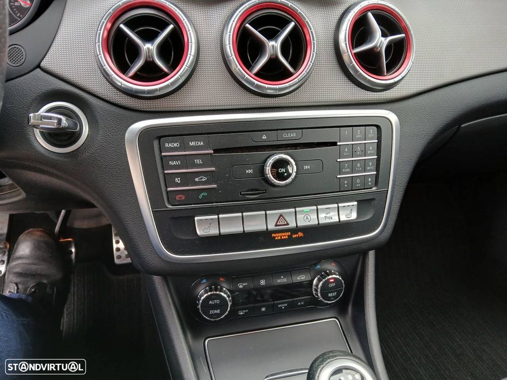 Mercedes-Benz CLA 200 d Shooting Brake Urban - 26