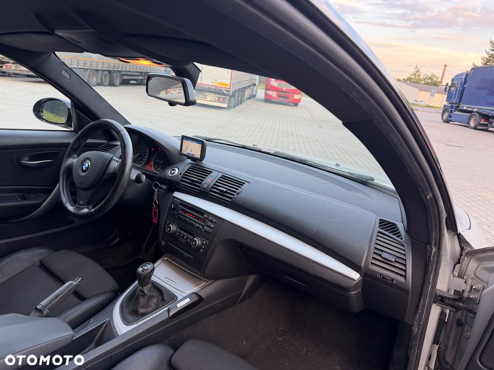 BMW Seria 1 120d - 8