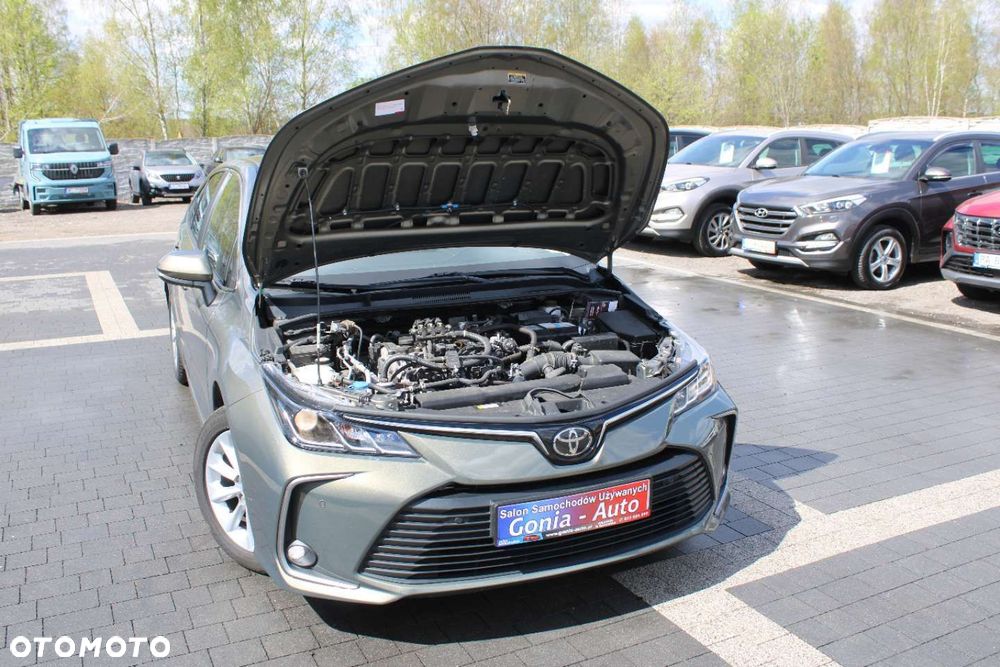 Toyota Corolla - 10