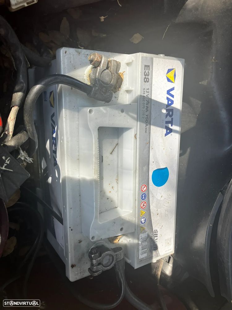 Mercedes-Benz W201 (1982-1993) 190 D 2.0 - 18