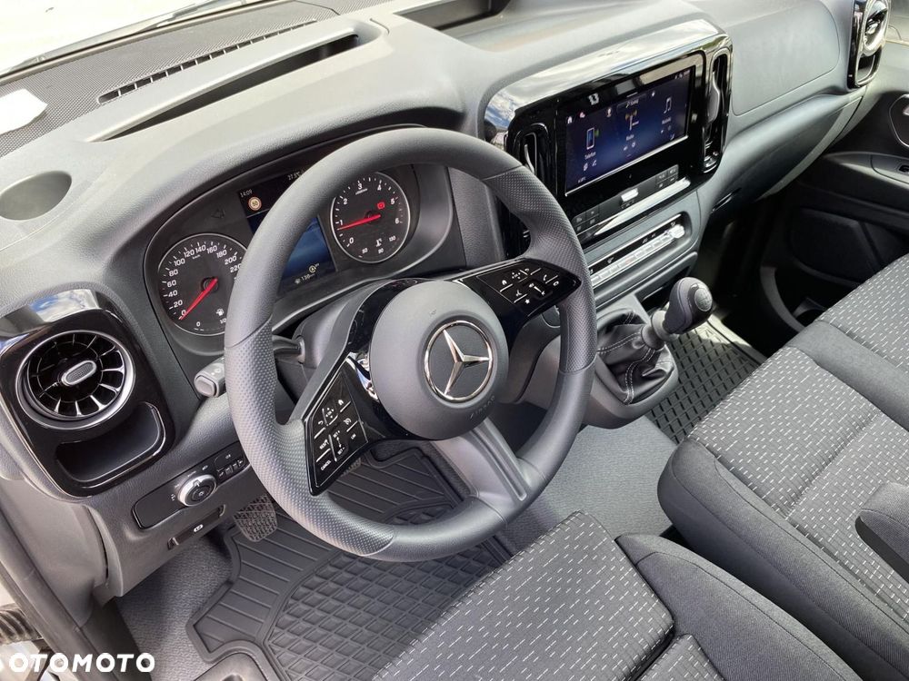 Mercedes-Benz Vito - 14