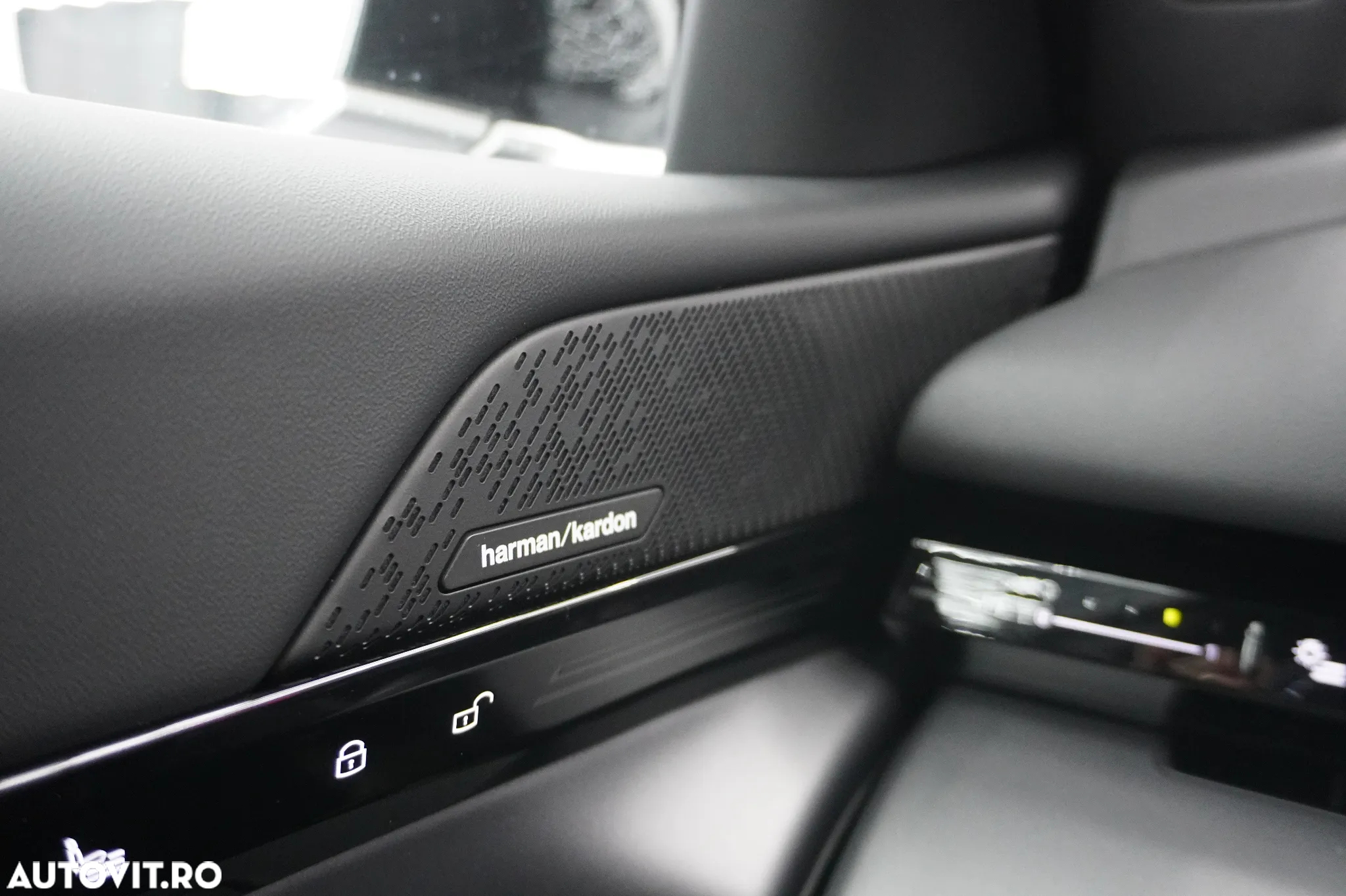 BMW Seria 5 520i Aut. - 27