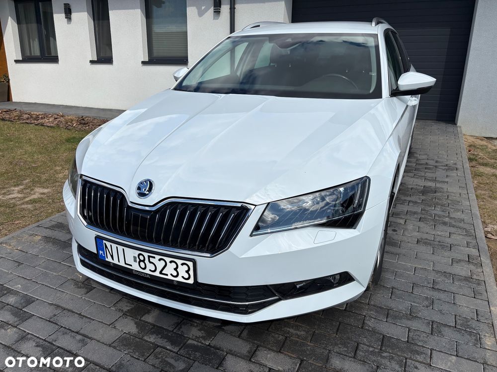 Skoda Superb 2.0 TDI Ambition DSG - 3