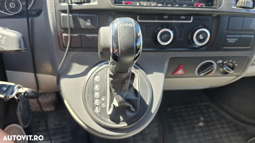 Volkswagen Transporter - 10