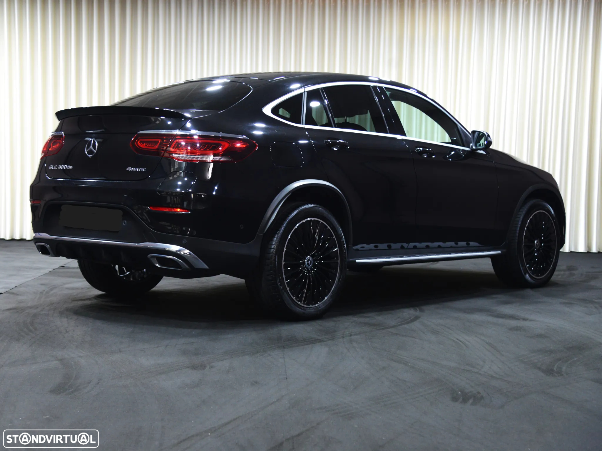 Mercedes-Benz GLC 300 de Coupé 4Matic - 3