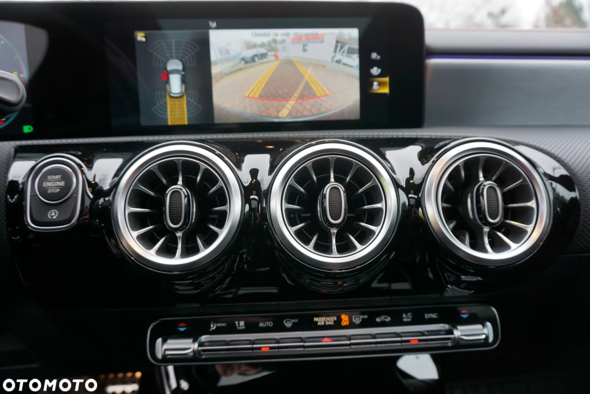 Mercedes-Benz CLA 220 d AMG Line 8G-DCT - 34
