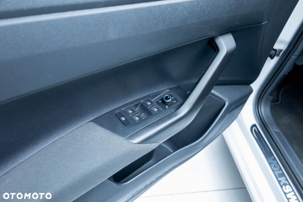 Volkswagen Polo 1.0 TSI Comfortline - 22