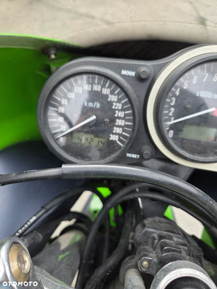 Kawasaki Ninja - 10