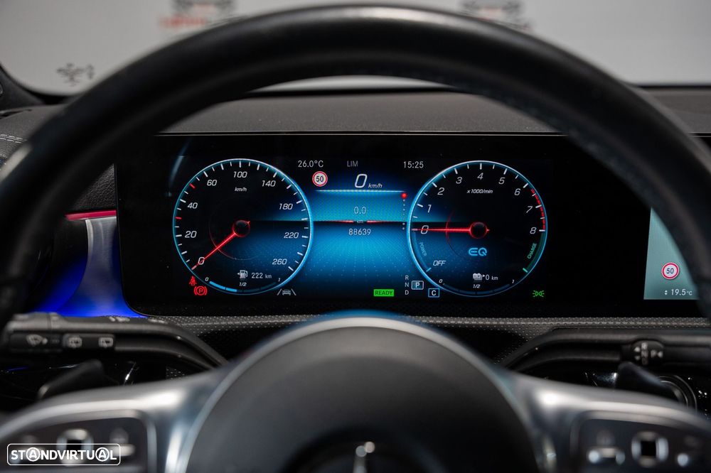 Mercedes-Benz A 250 e AMG Line - 26