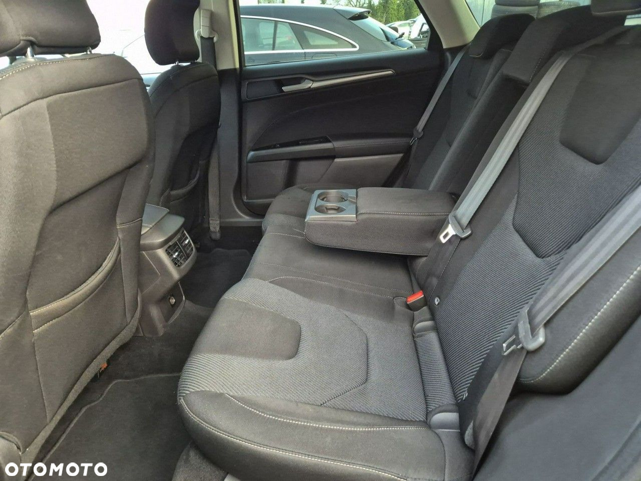 Ford Mondeo - 21