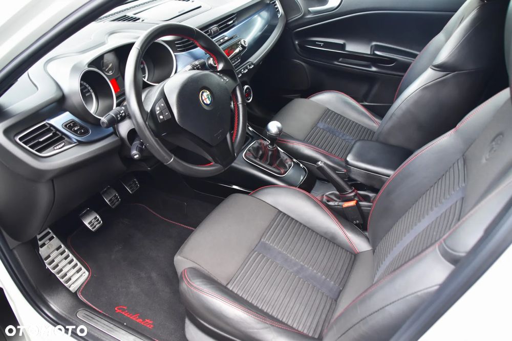 Alfa Romeo Giulietta 1.4 TB 16V Multiair Collezione - 8
