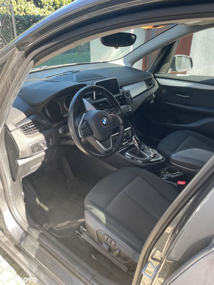 BMW Seria 2 220d Advantage - 10