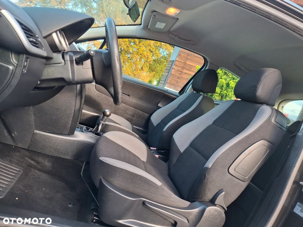 Peugeot 207 90 Sport - 19