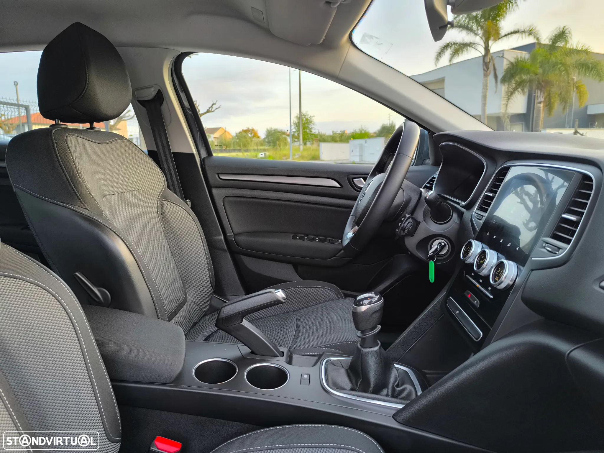 Renault Mégane Sport Tourer 1.5 Blue dCi Equilibre - 28