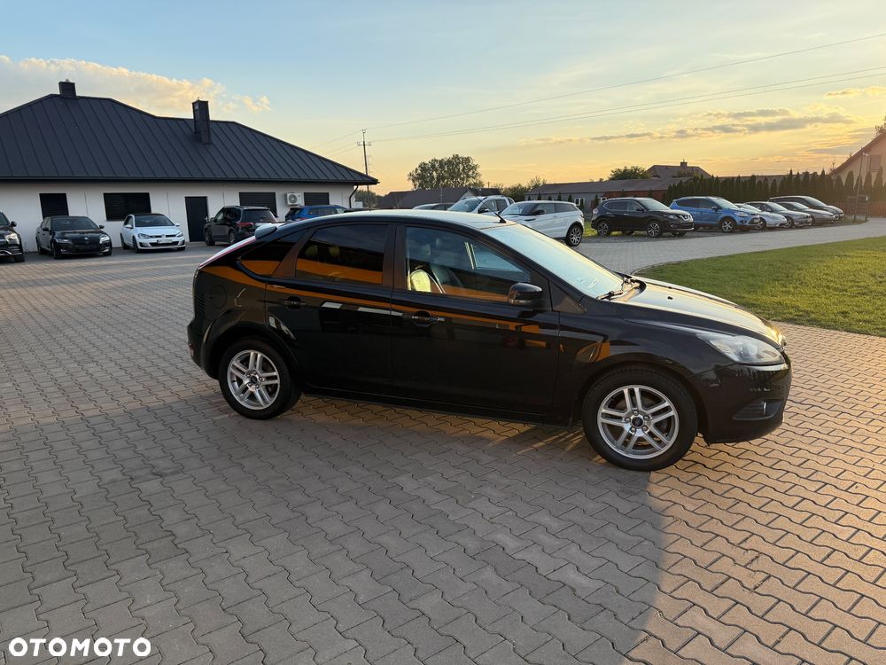 Ford Focus 1.8 Sport - 14