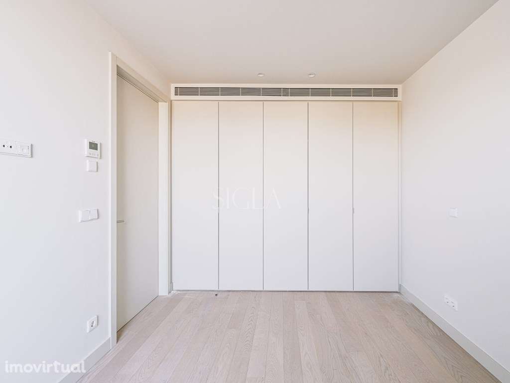 T1 em Primeira Linha de Mar - Grande imagem: 3/34