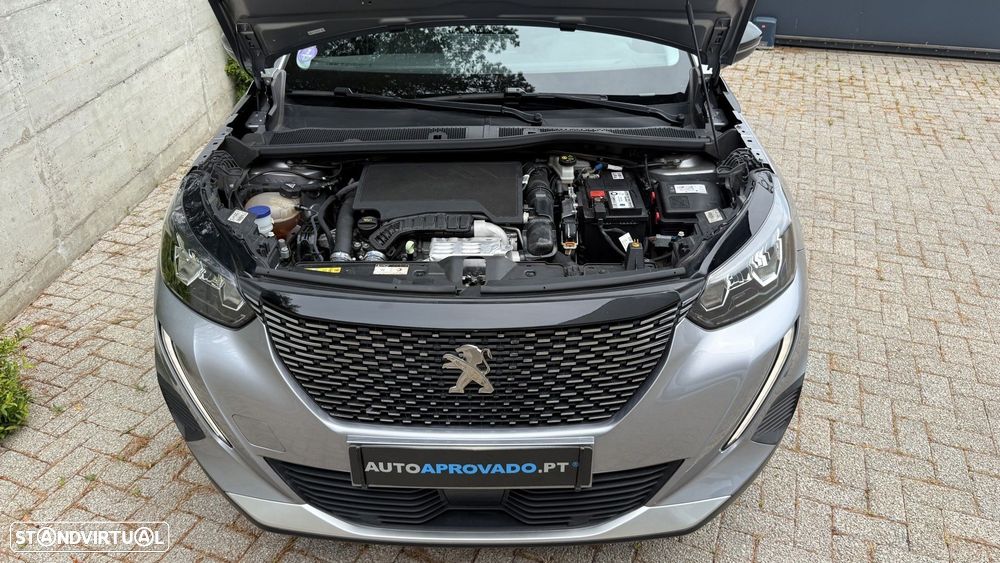 Peugeot 2008 1.2 PureTech Allure Pack - 33
