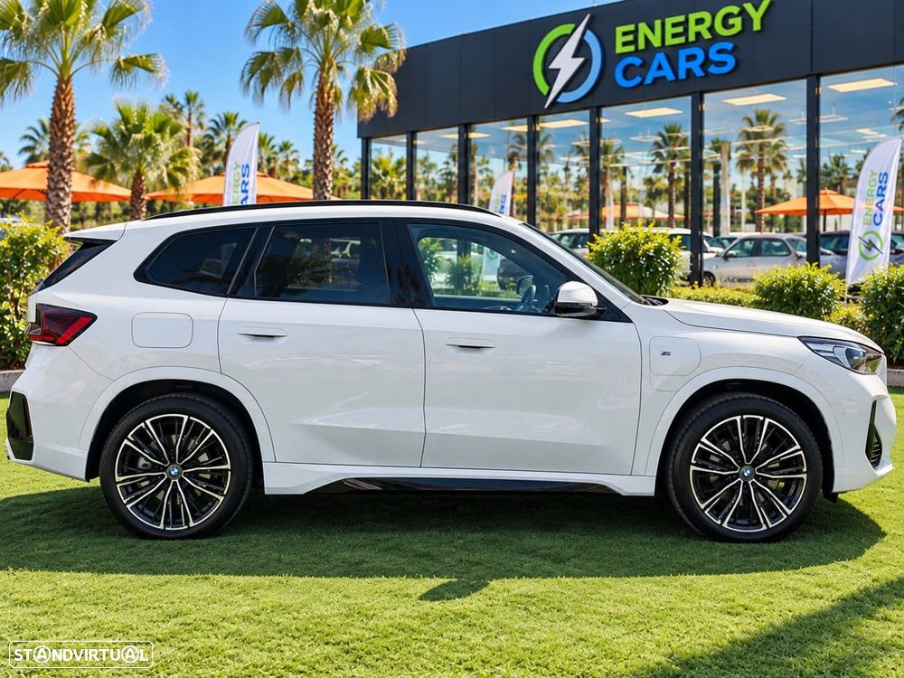 BMW iX1 eDrive20 - 5