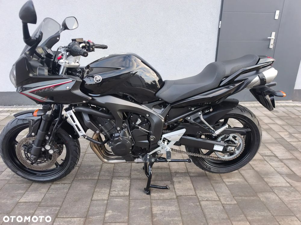 Yamaha FZ6 - 29