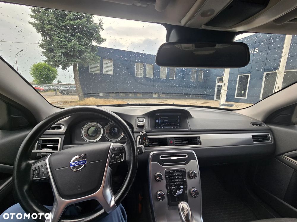 Volvo XC 70 D4 Geartronic Momentum - 22