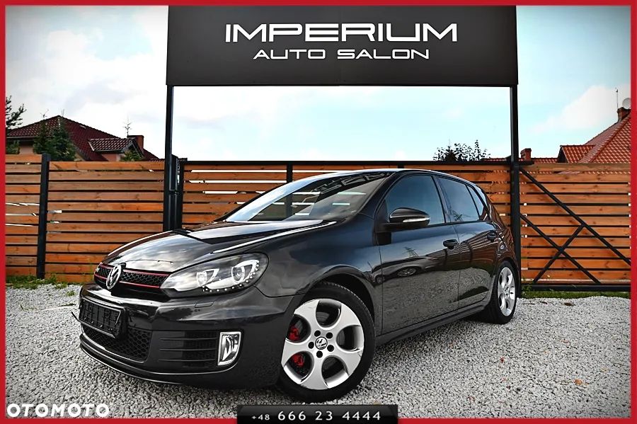 Volkswagen Golf 2.0 GTI - 1