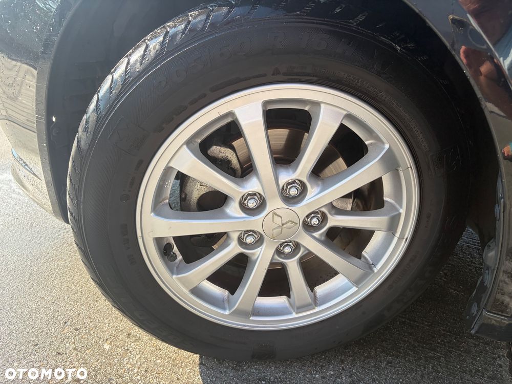 Mitsubishi Lancer 1.6 Invite - 19
