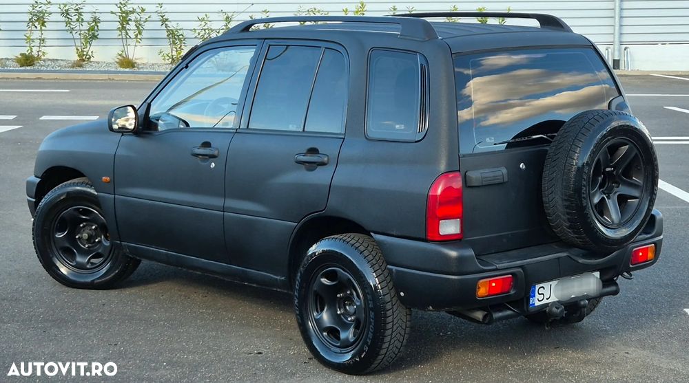 Suzuki Grand Vitara 2.0 TD - 3