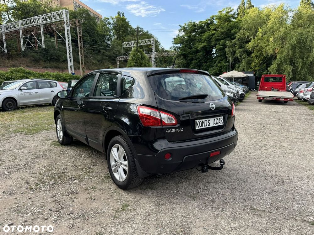 Nissan Qashqai - 4
