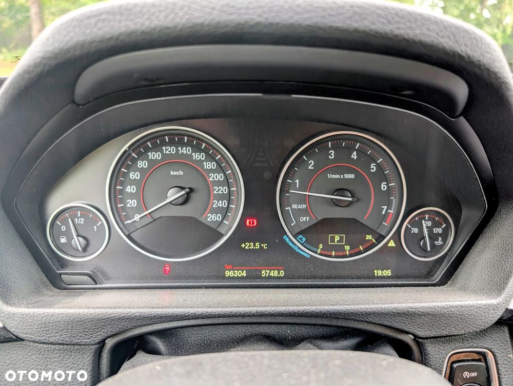 BMW 3GT 320i GPF Sport Line - 20