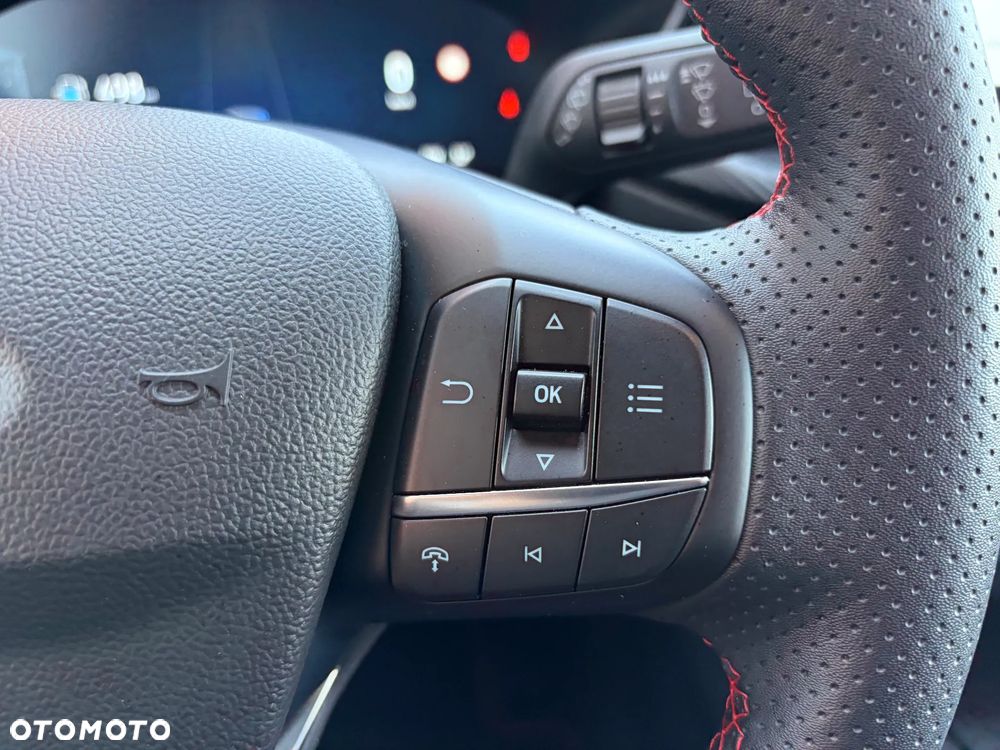 Ford Kuga - 19