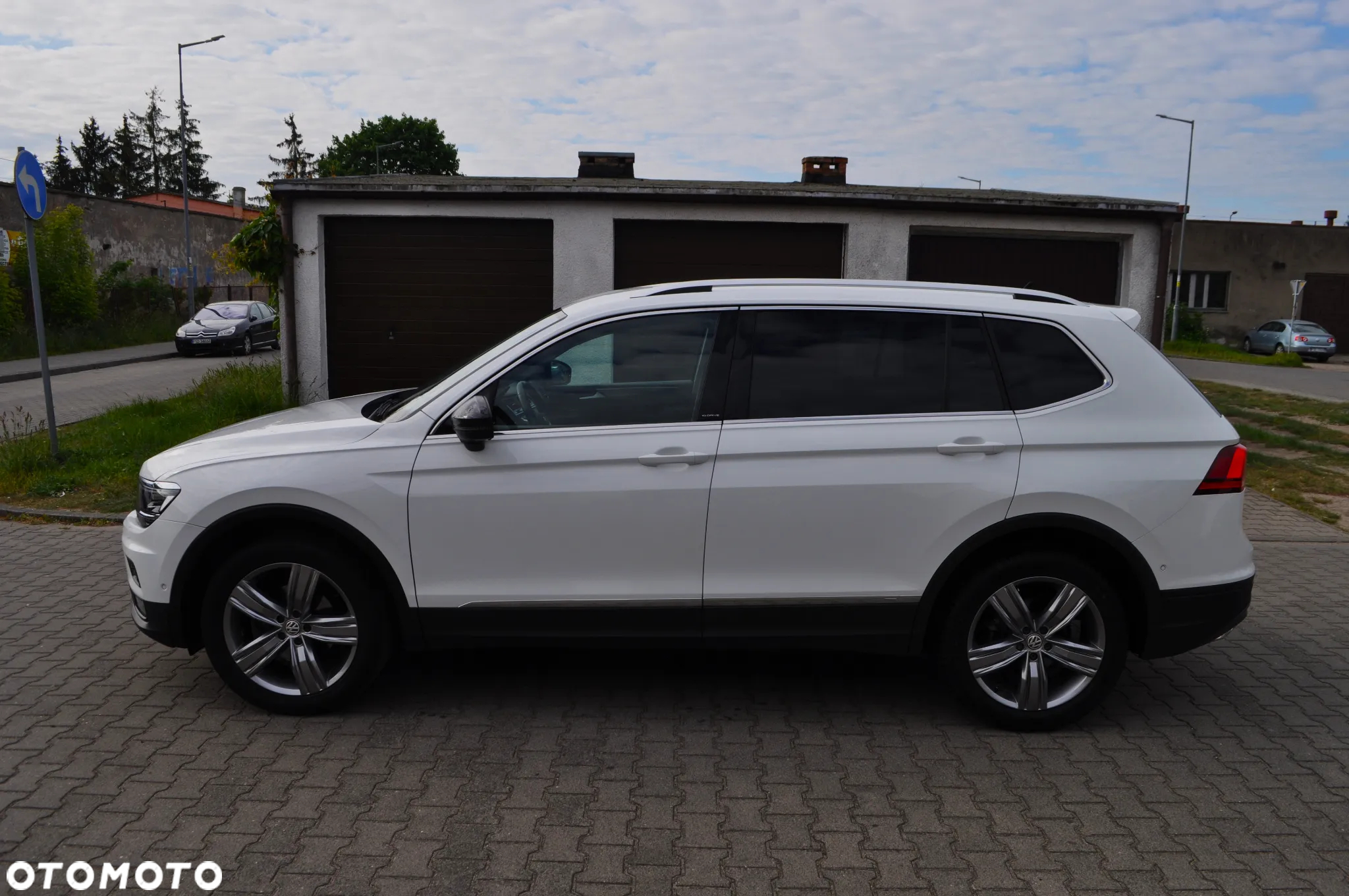Volkswagen Tiguan Allspace 2.0 TDI SCR IQ Drive DSG - 5