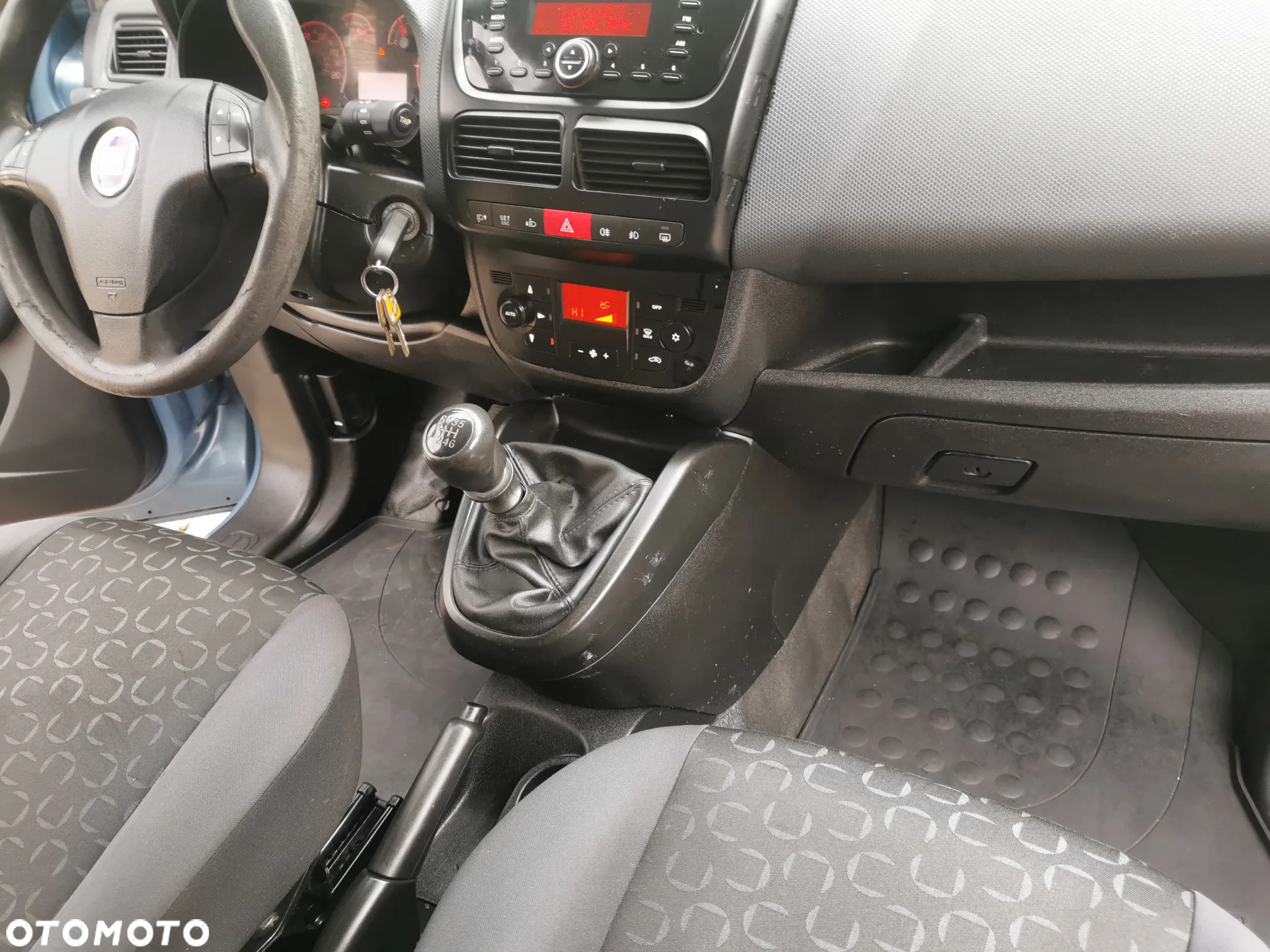 Fiat Doblo 1.6jtd wersji maxi klimatronik - 9