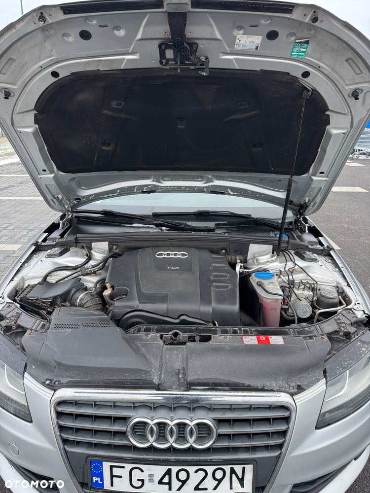 Audi A4 Avant 2.0 TDI - 25