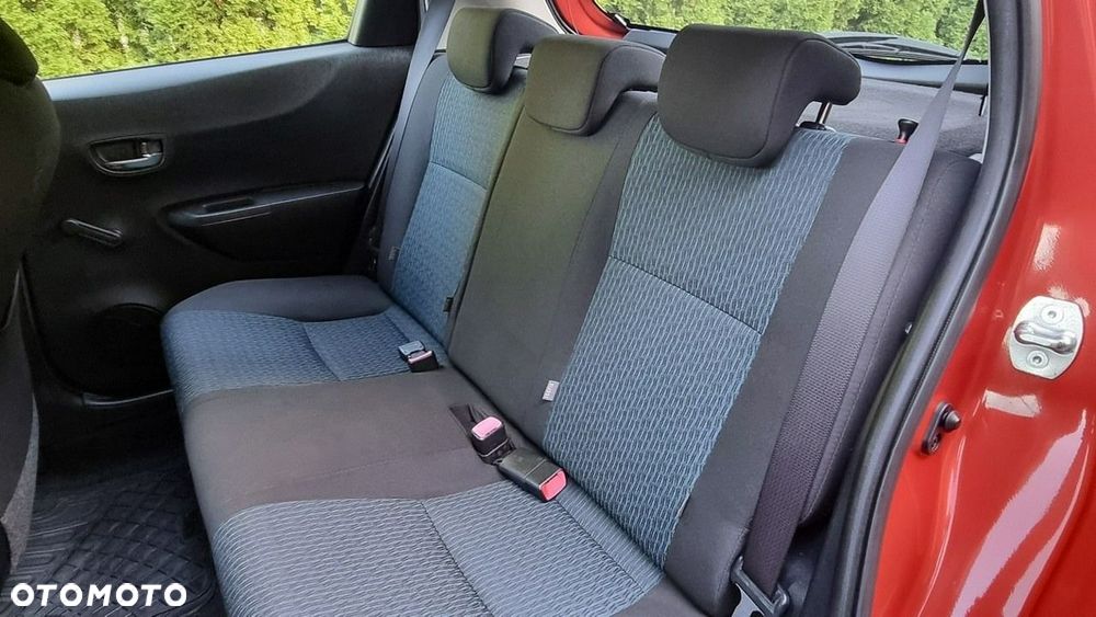 Toyota Yaris - 16