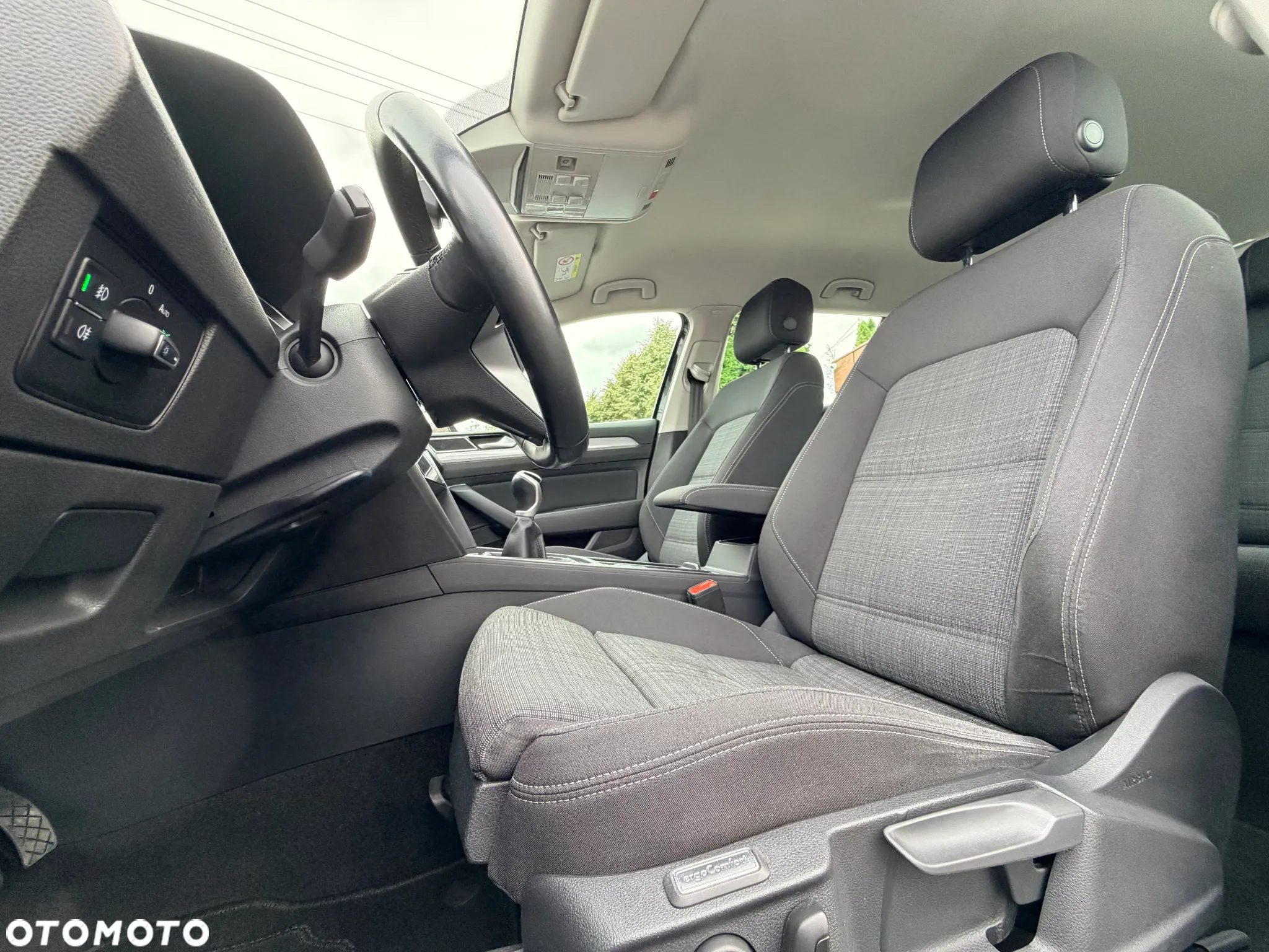 Volkswagen Passat 2.0 TDI EVO Business - 15