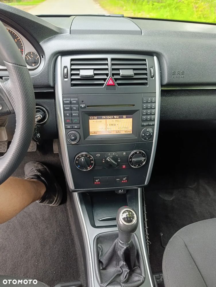 Mercedes-Benz Klasa B 160 BlueEFFICIENCY SPORT EDITION - 16