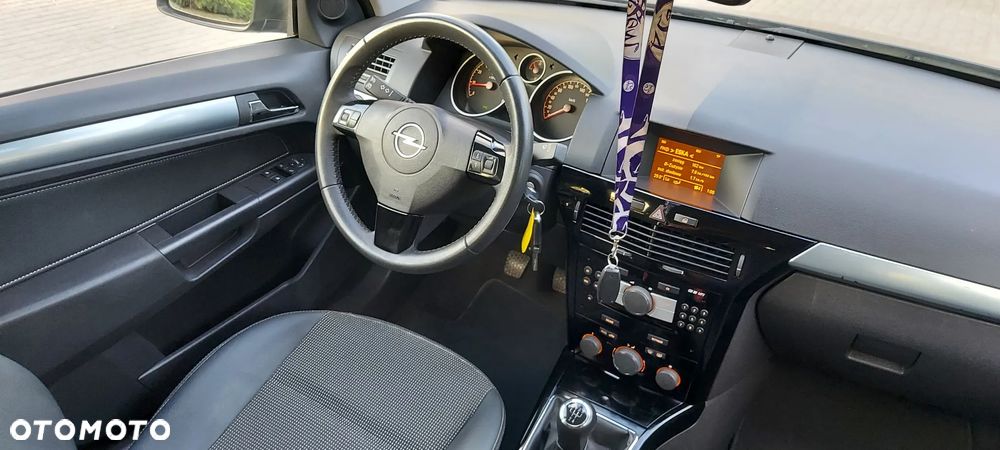 Opel Astra 1.8 Edition - 39