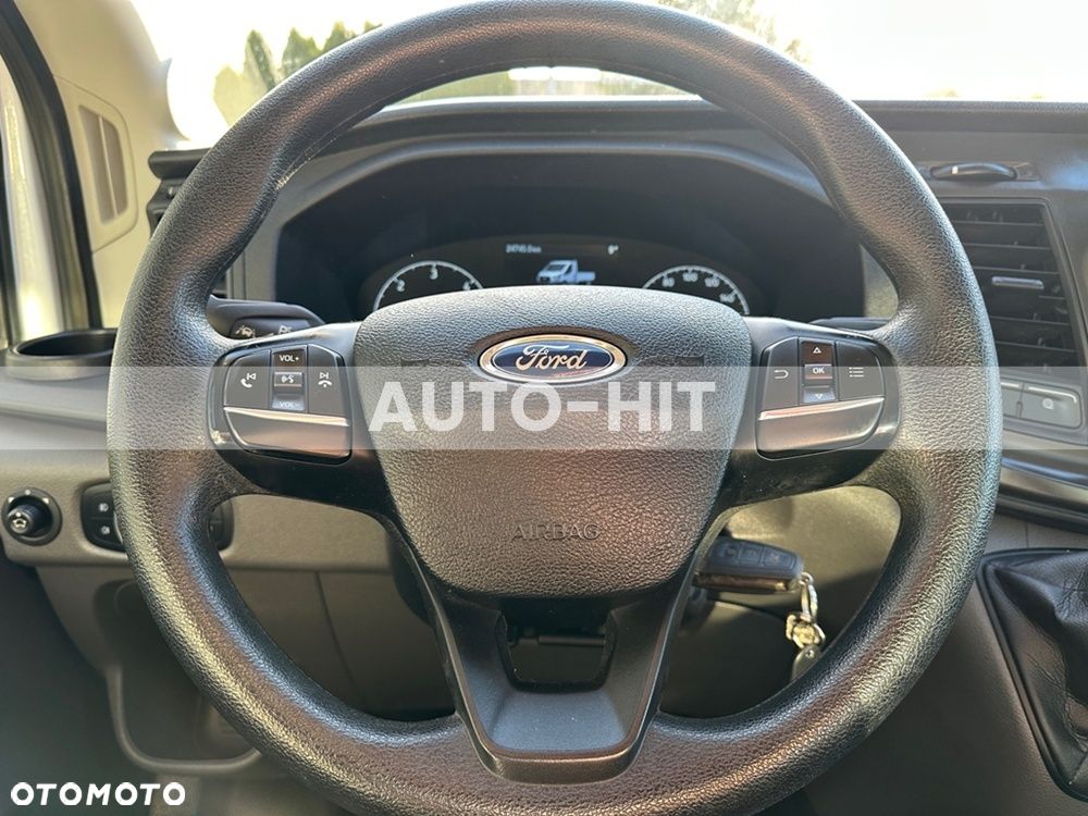 Ford Transit - 18